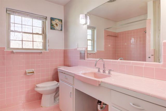 11811 Sleepy Hollow RD, Manchaca, TX 78652