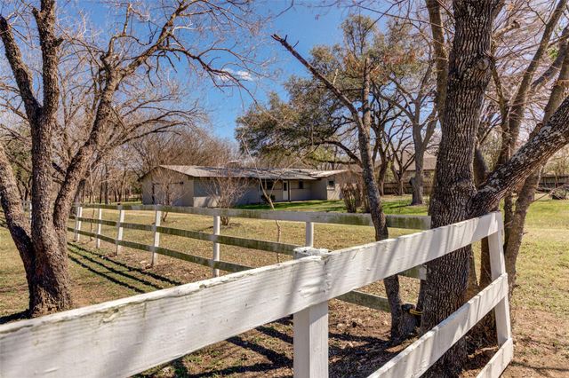 11811 Sleepy Hollow RD, Manchaca, TX 78652