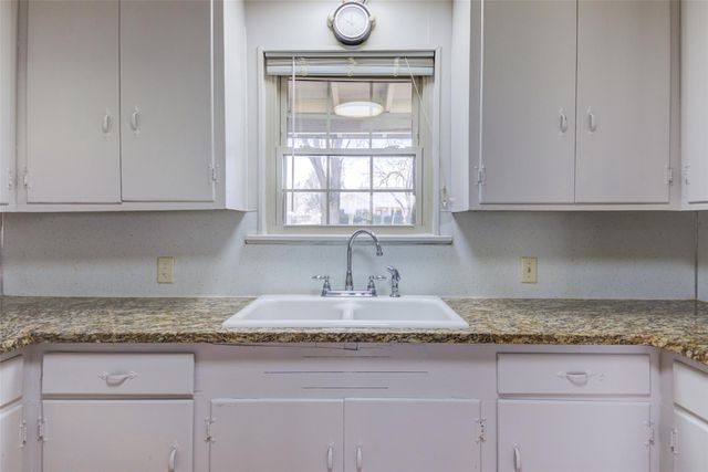 11811 Sleepy Hollow RD, Manchaca, TX 78652