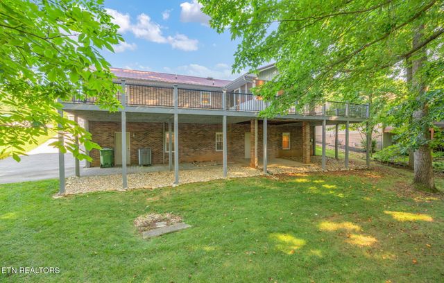 8100 Bell Campground Rd, Powell, TN 37849