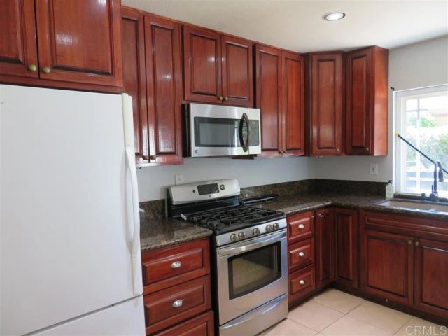 7037 Attleborough Ct, San Diego, CA 92139