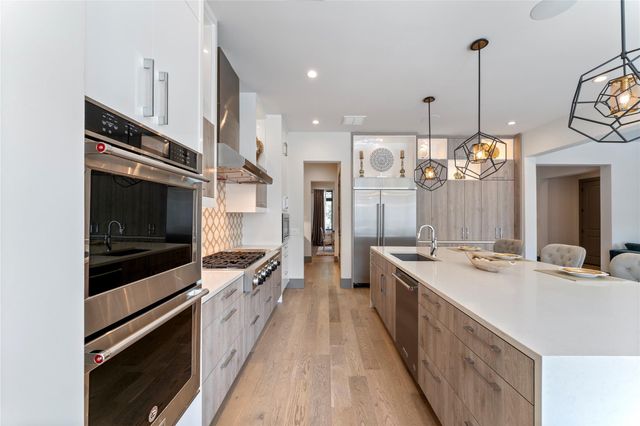 4935 Braesheather Drive, Houston, TX 77096