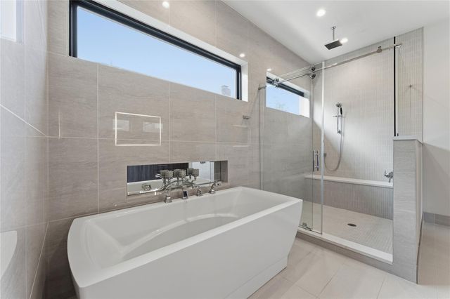 4935 Braesheather Drive, Houston, TX 77096