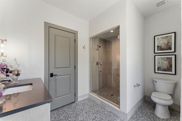 4935 Braesheather Drive, Houston, TX 77096