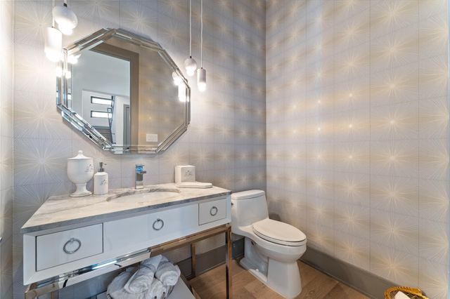 4935 Braesheather Drive, Houston, TX 77096