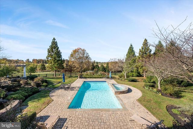 17635 HARMONY CHURCH RD, Hamilton, VA 20158