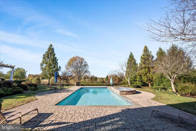 17635 HARMONY CHURCH RD, Hamilton, VA 20158