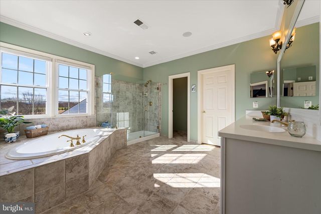 17635 HARMONY CHURCH RD, Hamilton, VA 20158