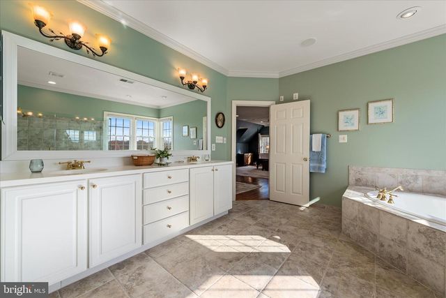17635 HARMONY CHURCH RD, Hamilton, VA 20158
