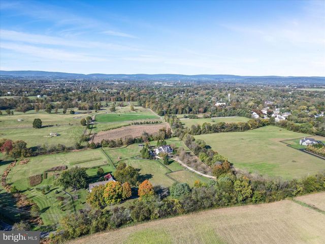 17635 HARMONY CHURCH RD, Hamilton, VA 20158