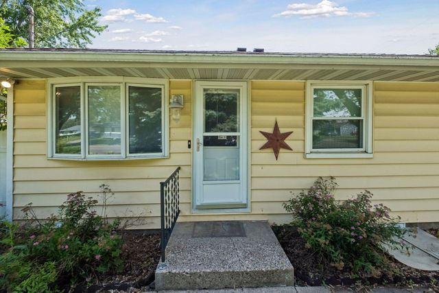 6592 85th Street S, Cottage Grove, MN 55016