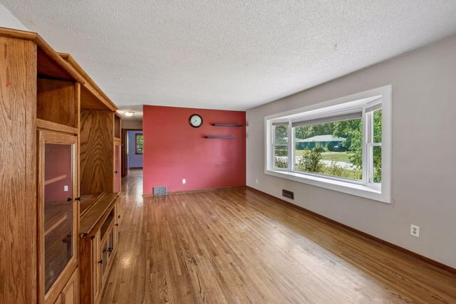 6592 85th Street S, Cottage Grove, MN 55016