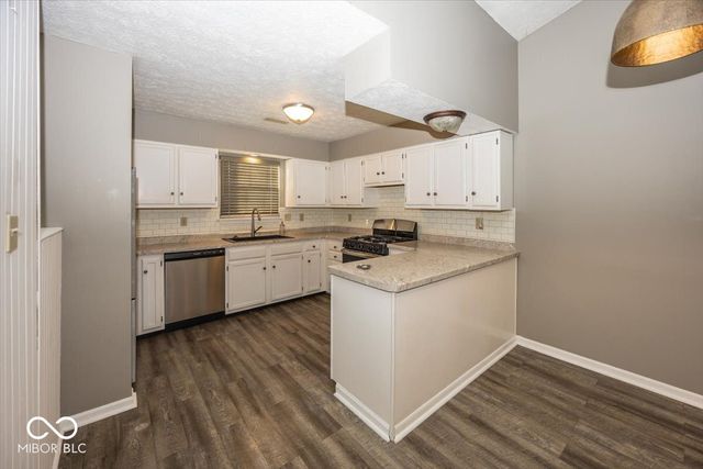 3030 Village Park Circle, Carmel, IN 46033