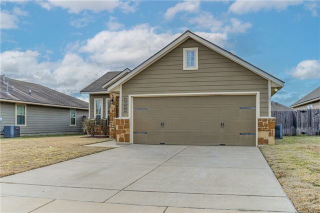 3009 Positano Loop, Bryan, TX 77808