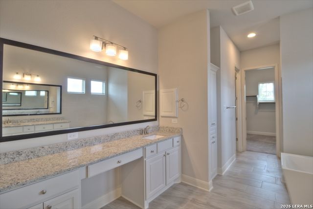 3723 Las Casitas, San Antonio, TX 78261