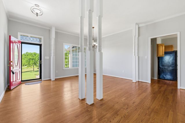 128 FAIRVIEW CIR, Woodstock, VA 22664
