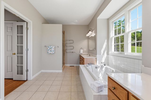 128 FAIRVIEW CIR, Woodstock, VA 22664