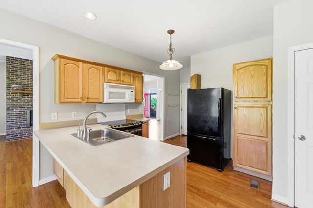 128 FAIRVIEW CIR, Woodstock, VA 22664