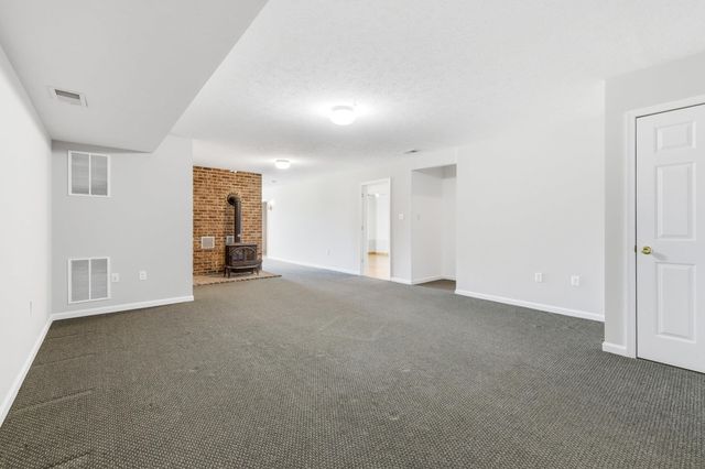 128 FAIRVIEW CIR, Woodstock, VA 22664