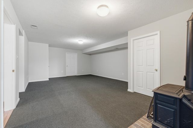 128 FAIRVIEW CIR, Woodstock, VA 22664