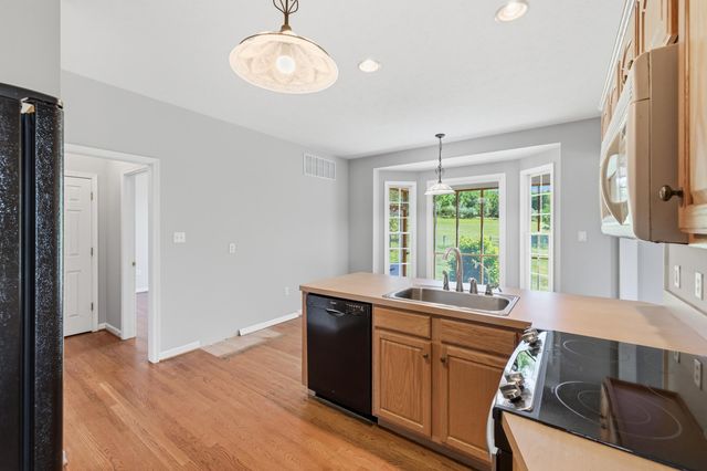 128 FAIRVIEW CIR, Woodstock, VA 22664