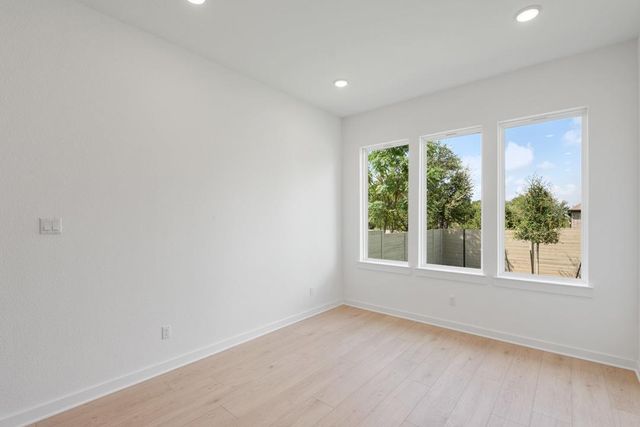 1114 Blue Moon Drive, Georgetown, TX 78628