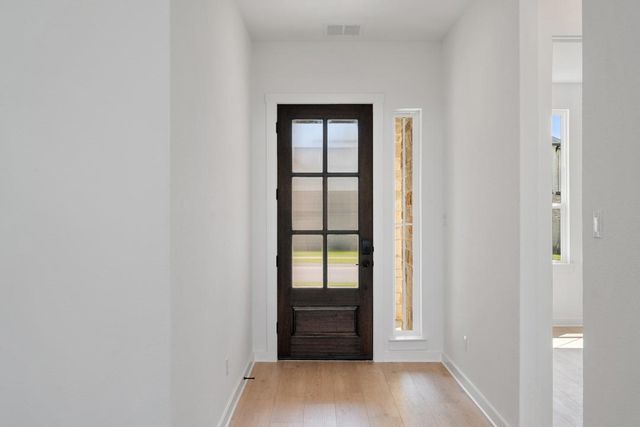 1114 Blue Moon Drive, Georgetown, TX 78628