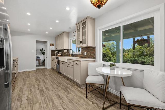 2194 Foothill Drive, Vista, CA 92084