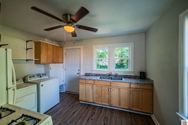 2302 South 25th Street, Paducah, KY 42003