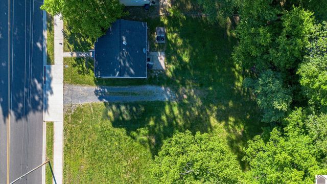 2302 South 25th Street, Paducah, KY 42003