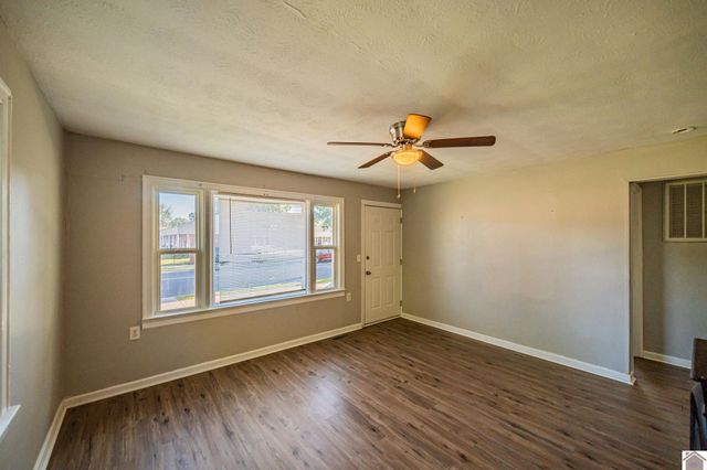 2302 South 25th Street, Paducah, KY 42003