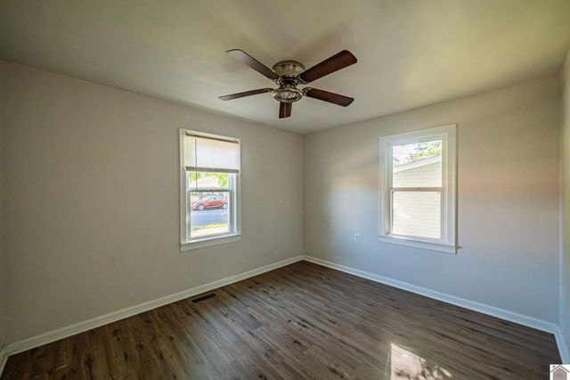 2302 South 25th Street, Paducah, KY 42003