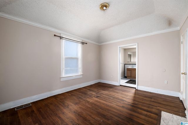 2320 18TH STREET, Birmingham, AL 35208