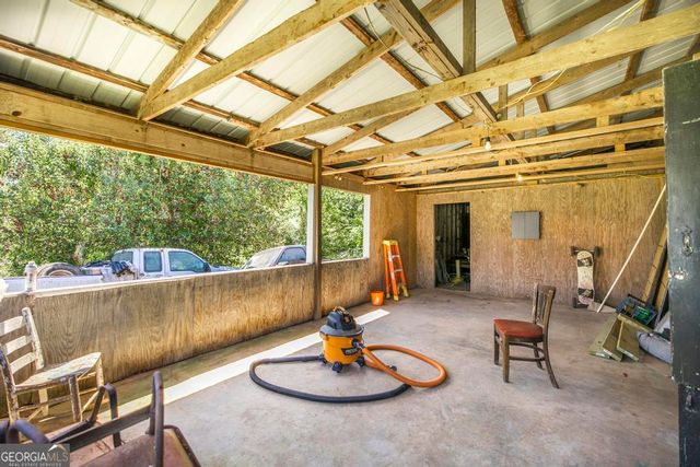 675 Burnett Road, Byron, GA 31008