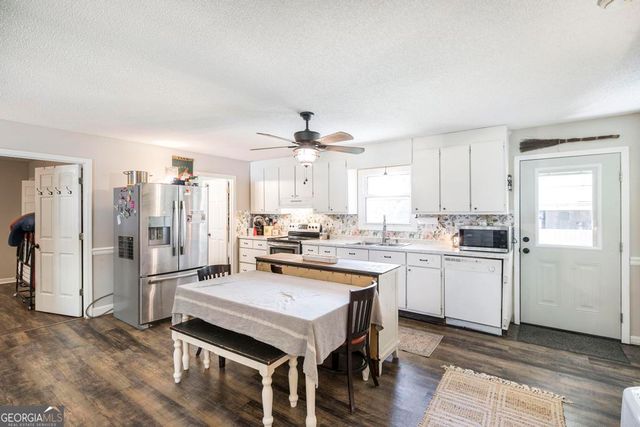 675 Burnett Road, Byron, GA 31008