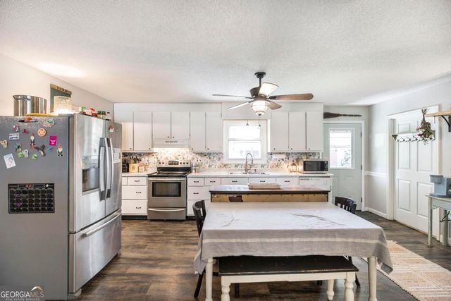 675 Burnett Road, Byron, GA 31008
