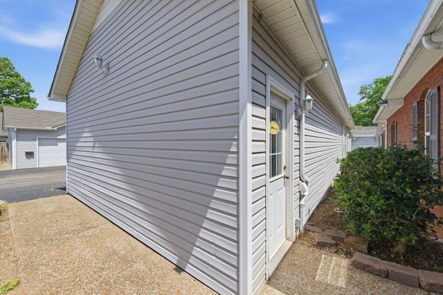 3911 Dodson Chapel Rd Apt 16, Hermitage, TN 37076
