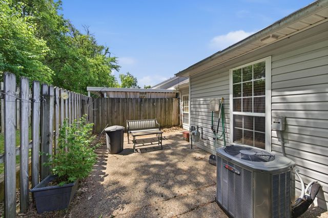 3911 Dodson Chapel Rd Apt 16, Hermitage, TN 37076