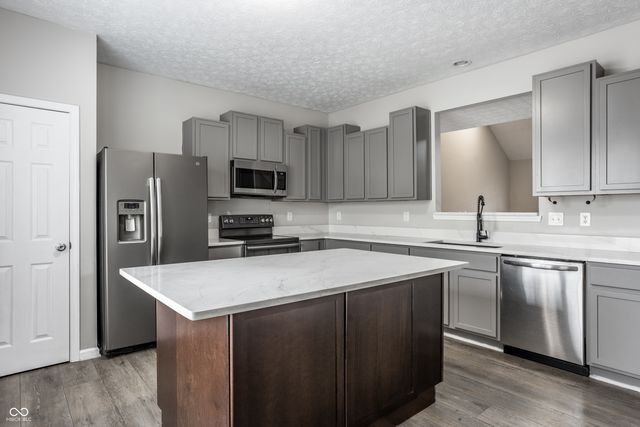 3946 Lincoln Road, Indianapolis, IN 46228