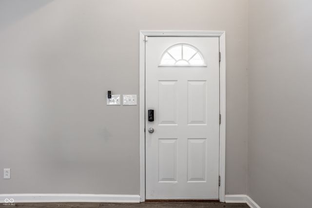 3946 Lincoln Road, Indianapolis, IN 46228