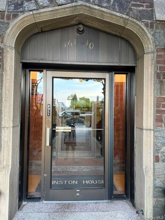 167-10 Crocheron Avenue 4D, Flushing, NY 11358