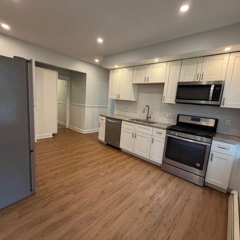7 Wyman St 1, Worcester, MA 01610