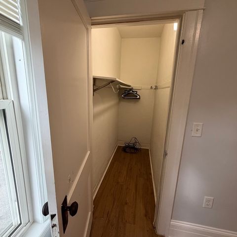 7 Wyman St 1, Worcester, MA 01610