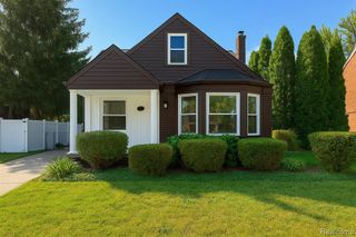 1591 Catalpa Drive, Berkley, MI 48072