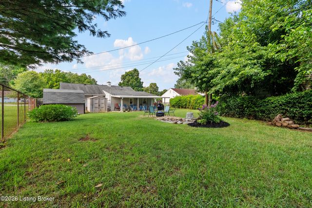 216 Granvil Dr, Louisville, KY 40218