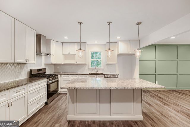 155 Covington Avenue NE, Marietta, GA 30060