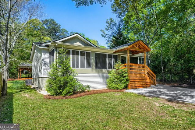 155 Covington Avenue NE, Marietta, GA 30060