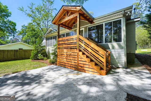 155 Covington Avenue NE, Marietta, GA 30060