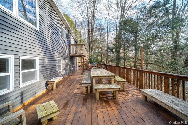 34 Overlook Road, Woodbourne, NY 12788