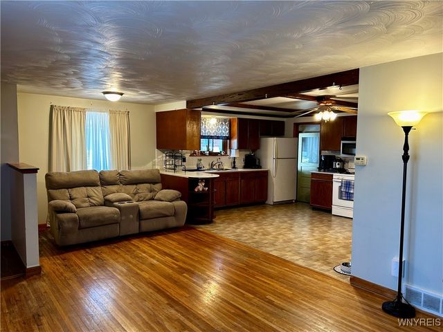 55 Barnabas Drive, Cheektowaga, NY 14043